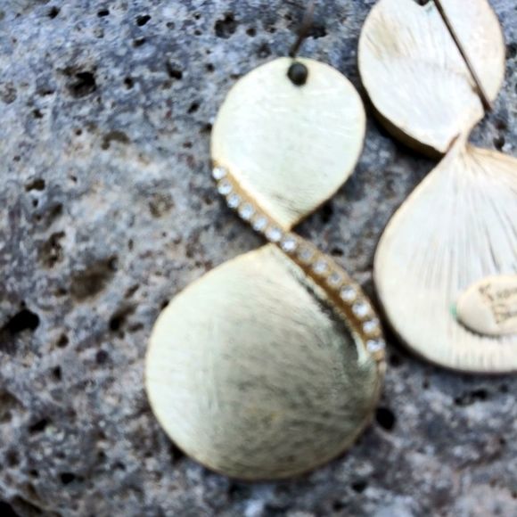 VIntage Kiam Family Earrings - Picture 2 of 3